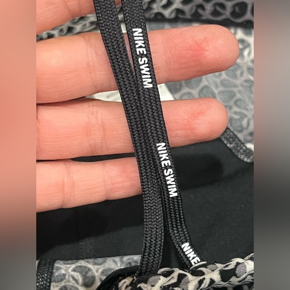 Nike Swim Boys' Nova Spark Poly Print Jammers Black size Med NWT - Picture 7 of 7